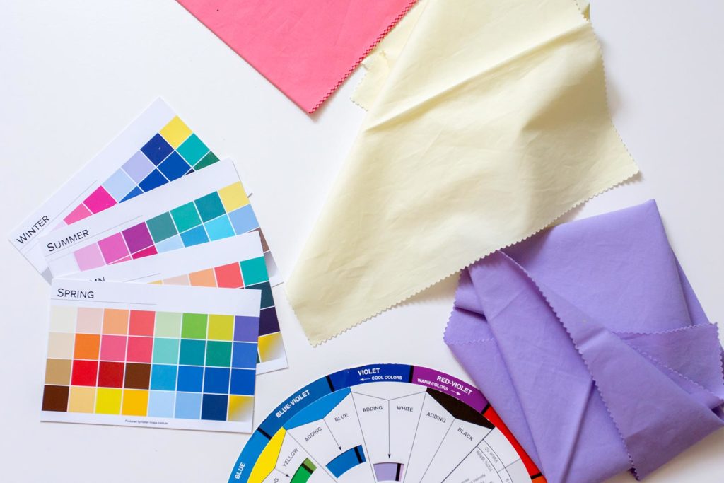 Come Capire Quali Colori Ti Stanno Bene Quali colori ti stanno bene? Scoprilo subito - JOYfully di Francesca Marini